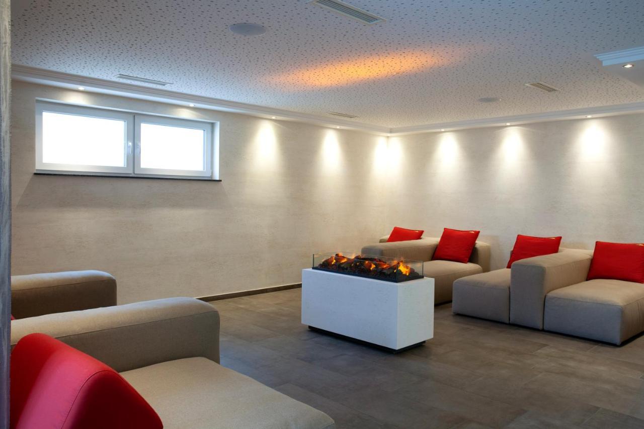 מלון Winterspelt Haus Hubertus מראה חיצוני תמונה