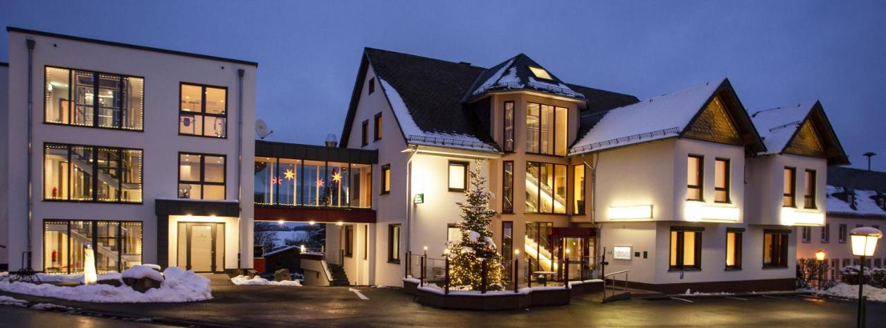 מלון Winterspelt Haus Hubertus מראה חיצוני תמונה